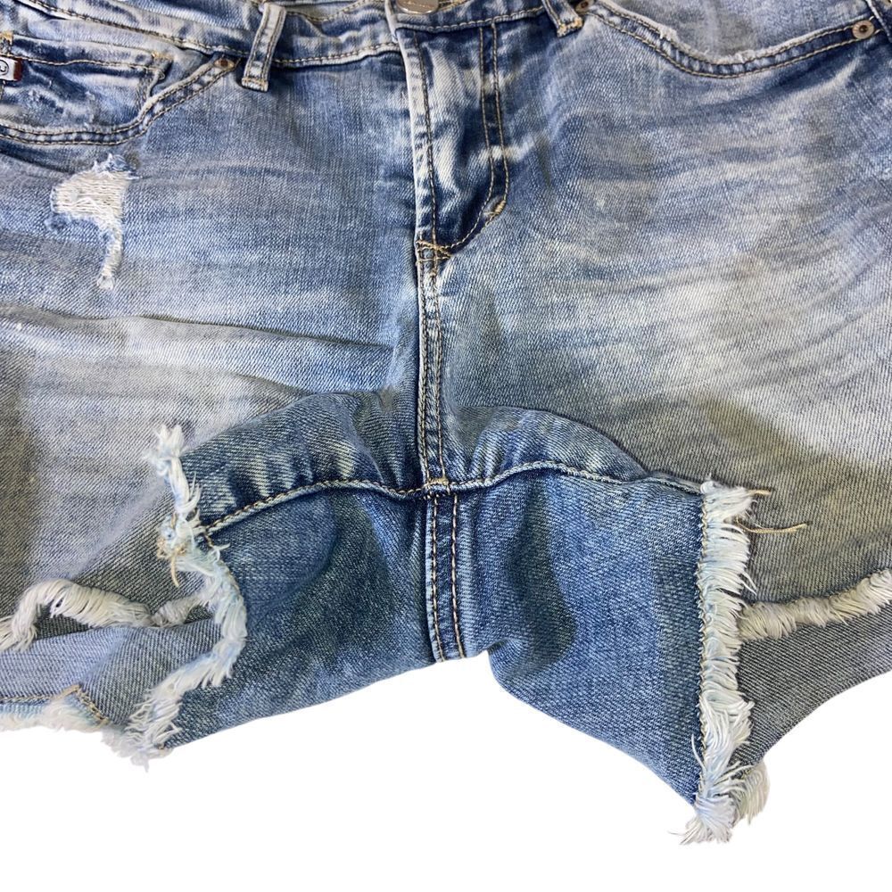 Dear John Distressed‎ Denim Shorts Lace-Up Side Detail Heart of the City Size 28 - Picture 7 of 10